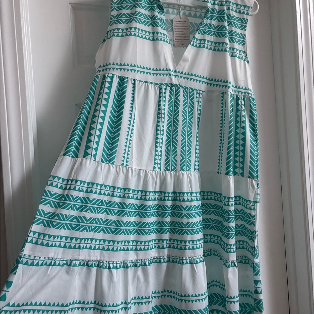 Sleeveless White and Teal Patterned Dress